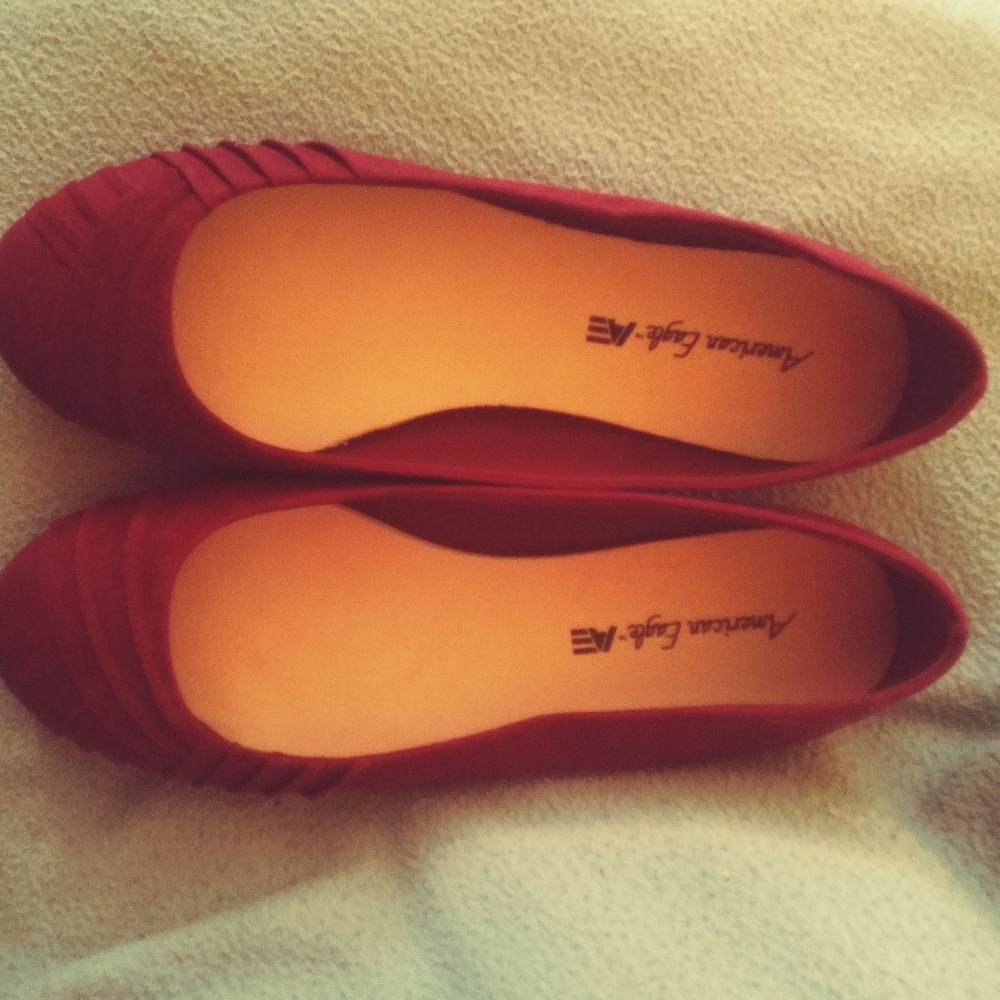 American Eagle flats
